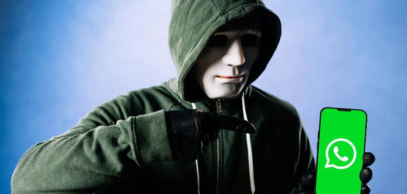 Spiare WhatsApp